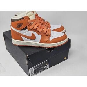 Nike Air Jordan 1 Retro High OG Kids Size 1Y CU0449-101